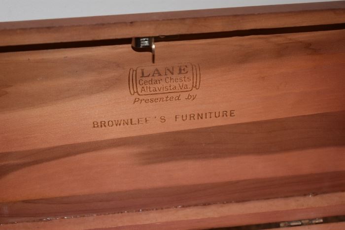 Small Lane Vintage chest (mid- century)