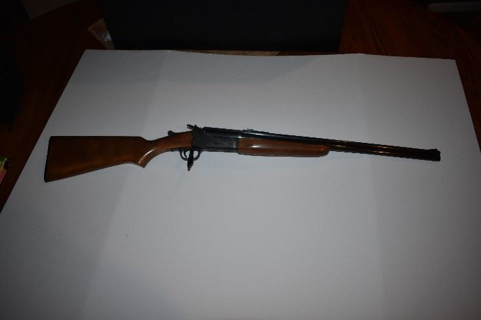 Savage 24H ( 1956 Savage Arms Corp.. Westfield, Mass, USA ) 22 Win. Magnum R.F. Only, Proof-tested 410 Bore, 3" Chamber
