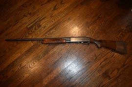 Remington Wingmaster Mod 870, 16 ga, 2 3/4" or shorter shells serial # 1045618w