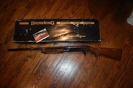 Browning BPS Pump Shotgun, 26" Barrel Choke, Invector Field Model 20 ga 3" mag Ser# 06220 PT 162