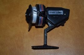 Vintage Swift-660/F Fishing Reel. This Estate includes many very nice Fishing Rod and Reel Combinations