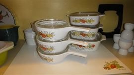 Corning Ware, "La Marjolaine"