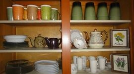 Vintage Kitchen glasses, Hall Tea POt