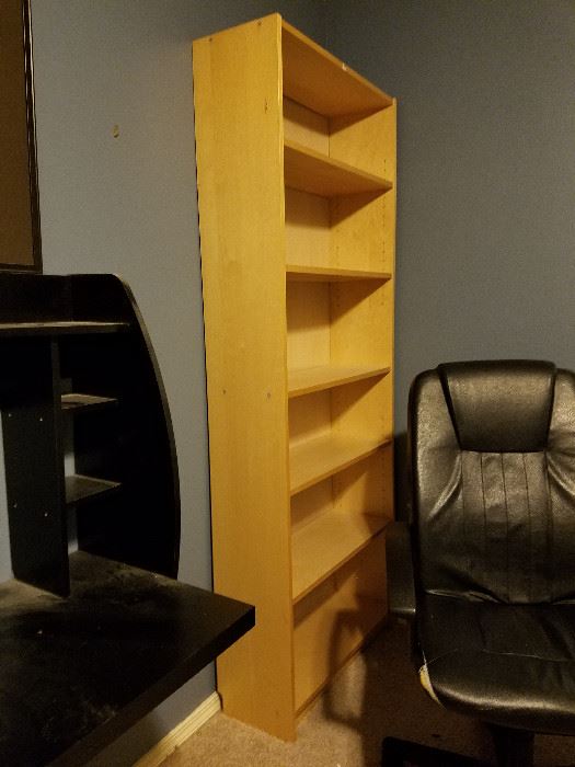 Standing bookcase