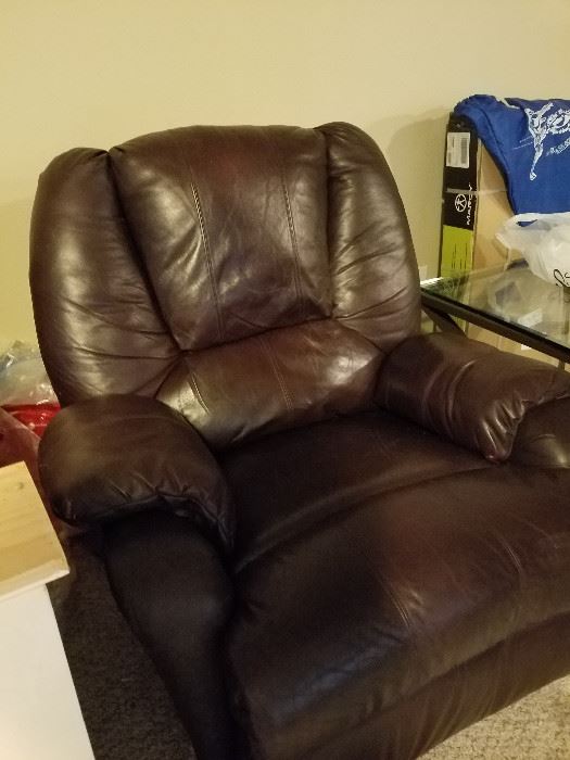 Leather lounge chair