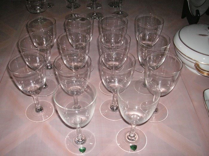 Kusak crystal water goblets