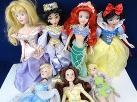 7 Disney Princess Porcelain Dolls