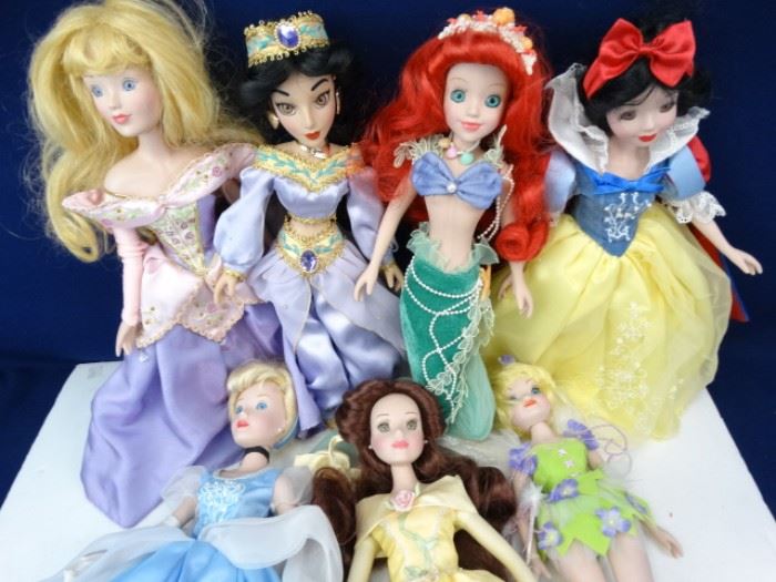 7 Disney Princess Porcelain Dolls