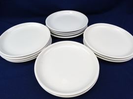 Mainstay Dinner Plates