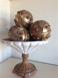 Decorative spheres