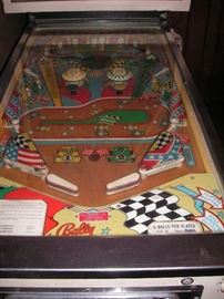 Bottom does light up and it works. One or two players.