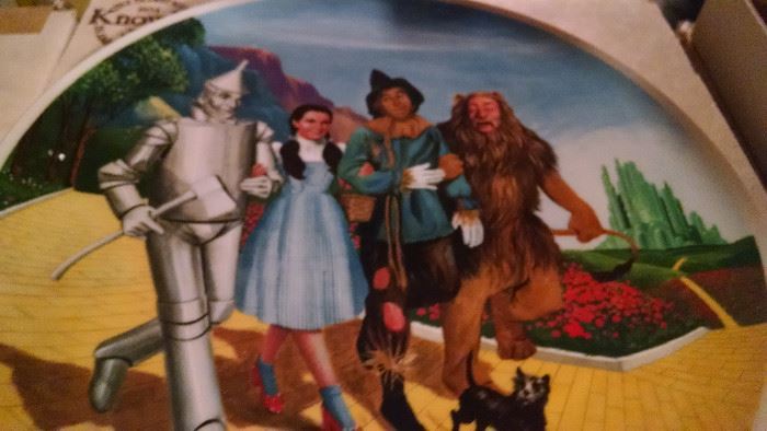 WIZARD OF OZ COLLECTOR PLATE