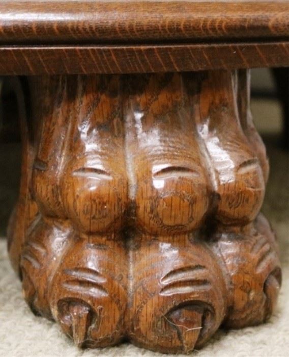 Detail of carved paw feet