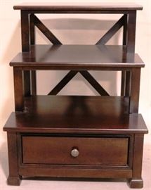 #5915 Library step stand
