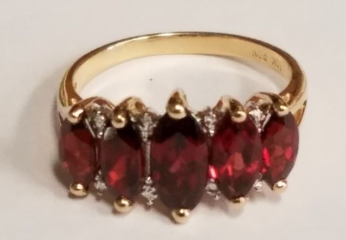 #4263 10K Garnet Ring