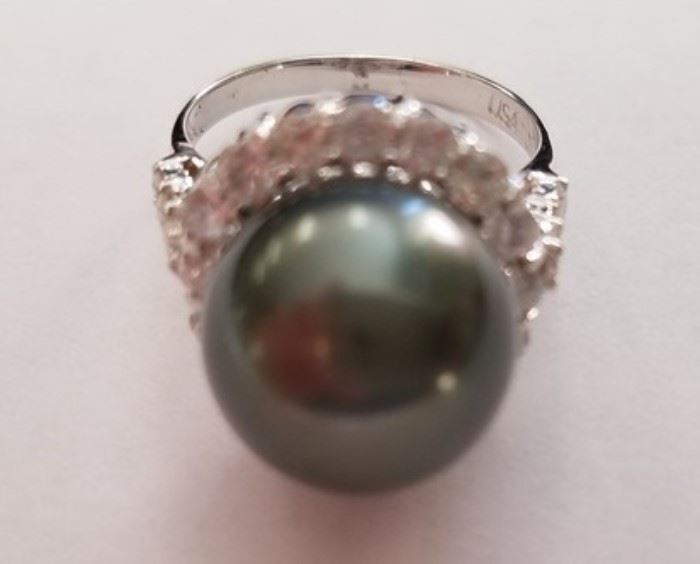 14KT Tahitian 12mm Pearl ring