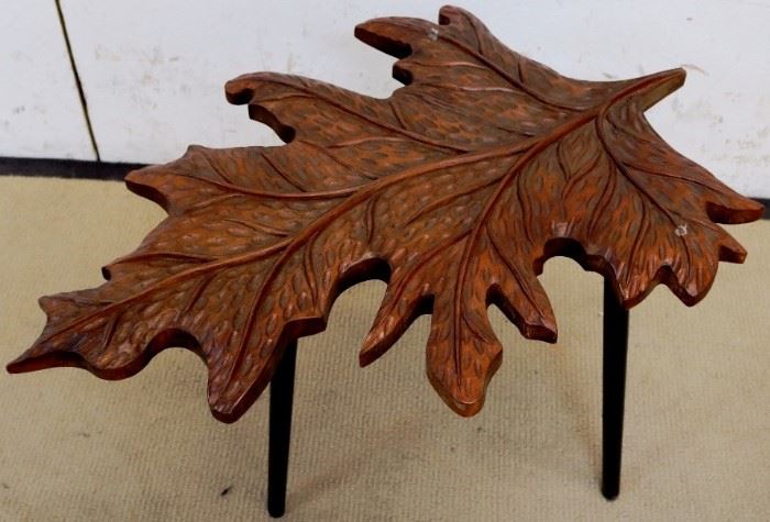 Guildmaster leaf table