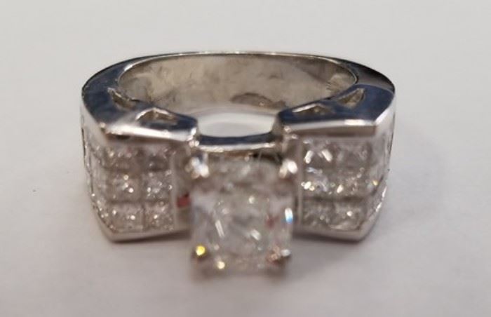 Platinum 3.12 ct diamond ring