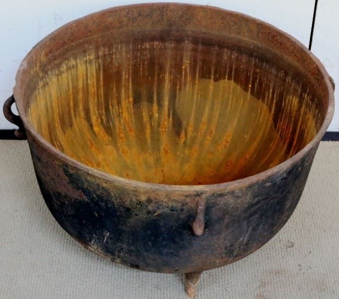 Antique cast iron stew pot