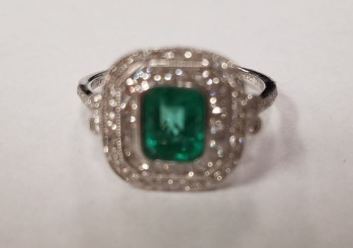 18KT Emerald & diamond ring