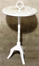 Guildmaster accent table