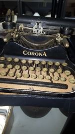 Corona typewriter