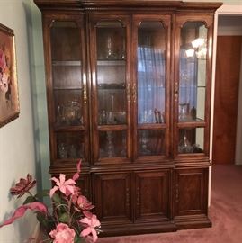 China cabinet, cut glass and crystal 