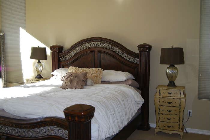 PAIR OF TABLE LAMPS, KING LINENS, AND KING BED ARE AVAILABLE - NIGHTSTANDS AND MATTRESS ARE NOT.