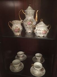 Charming tea set 