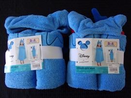 Disney Bath wraps never used