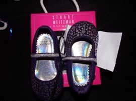 Children's clothing and costumes size 6mo to 6years+ (Some new with tags from The Children's Place) Kids hats, leggings, shorts, skirts, jeans, short&long sleeve tops, pajamas, socks, hosiery, coats and jackets. Shoes Infant to child 12, Adult female shoes size 6