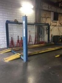Ben Pearson 4 post automotive lift. Tested operational.