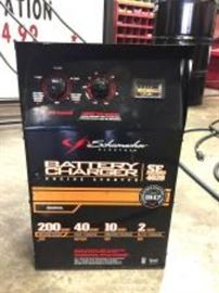 Schumacher SE 4020 Battery Charger - Tested Operational.