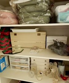 LOTS OF JEWELRY AND MISC. TO SORT