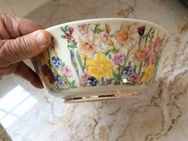 Lenox fruit bowl   Asking $8