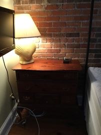 Nice small dresser with cabriolet legs, Room 4