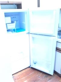 Frigidaire Apartment Size Refrigerator, Room 4, weird lighting comes from skylight 