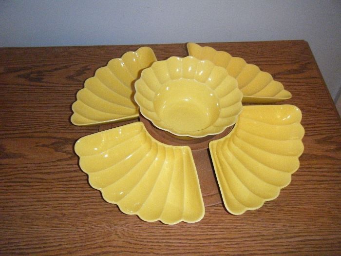 Four section relish plate