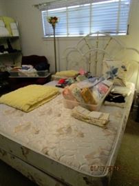 Bed and mattress set - full size