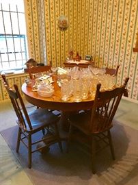 Antique Oak Dining Table with 6 Pressed Chairs