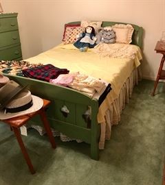Vintage Full Size Bed