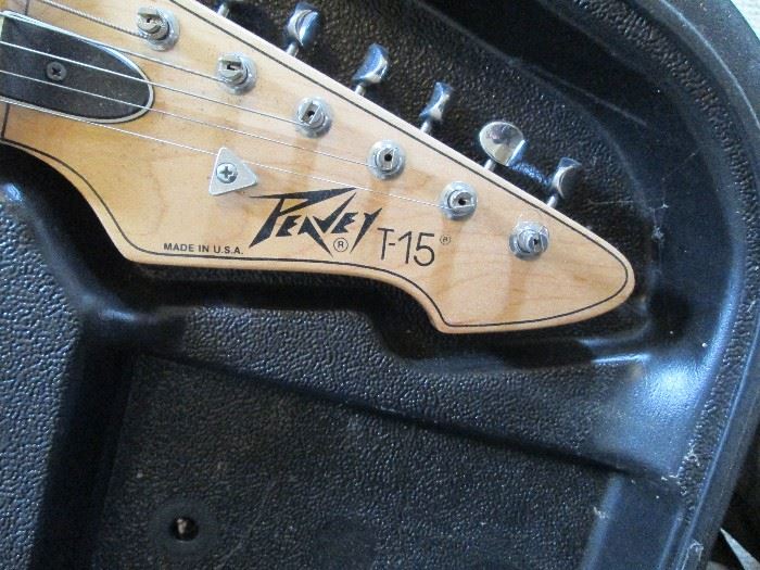 Peavey T - 15 Guitar