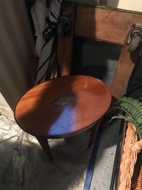 Inlaid oval table 