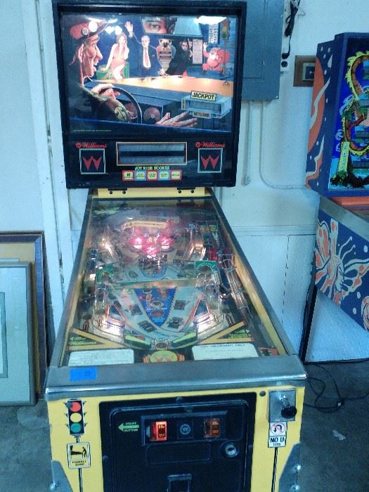 vintage taxi arcade game lights up  