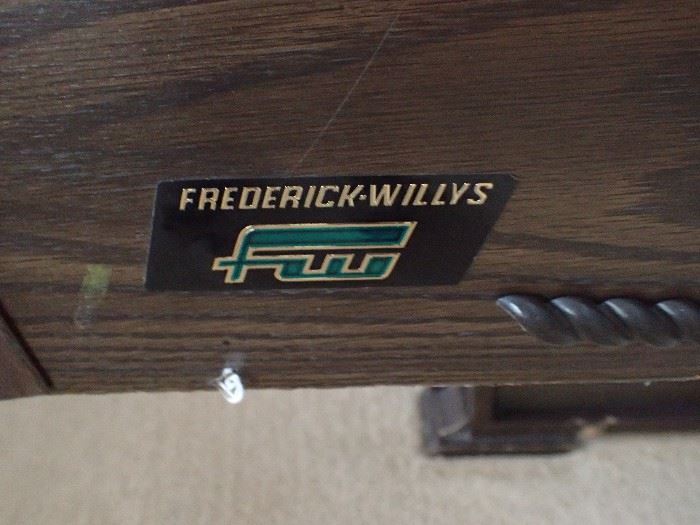 POOL STICKS & RACK WITH  
 - FREDERICK - WILLYS    POOL TABLE 