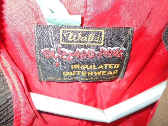 WALL INSULATED OUTERWEAR