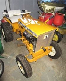 Allis-Chalmers Big Ten 1963 garden tractor