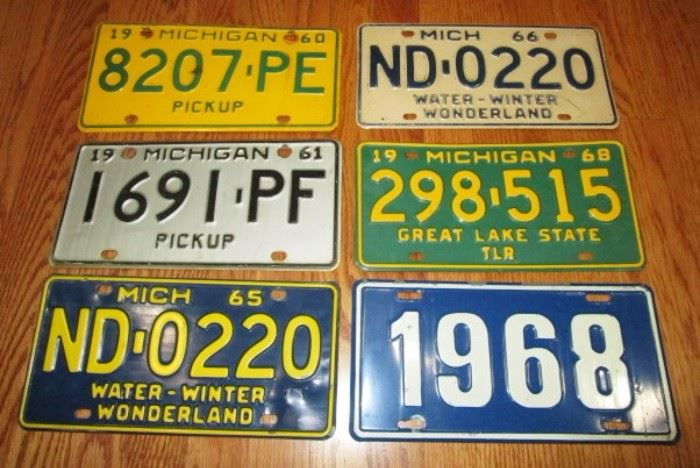 Vintage 1960's Michigan plates