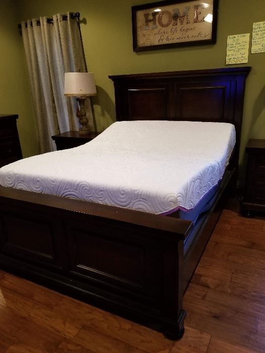 Sealy Posterpedic memory foam massage adjustable sit up in bed 