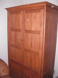 Nadeau (Canada) armoire